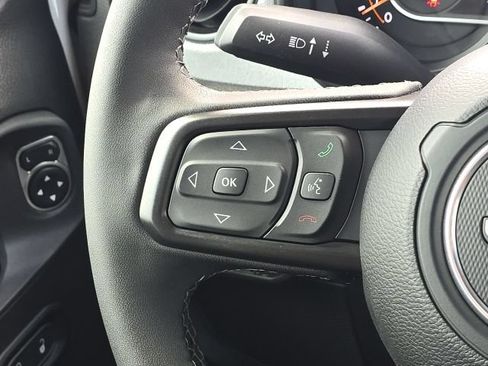 Used 2025 Jeep Wrangler Unlimited Sport AWD/4WD image 36