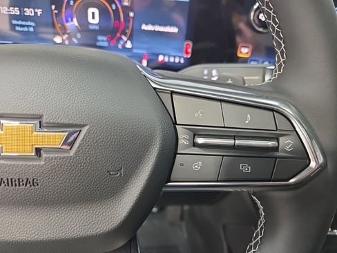 New 2026 Chevrolet Traverse LT w/ Sun and Wheel Package image 15