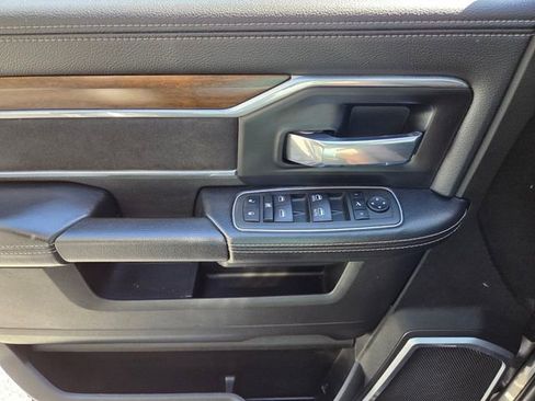 Used 2022 RAM 3500 Laramie image 22