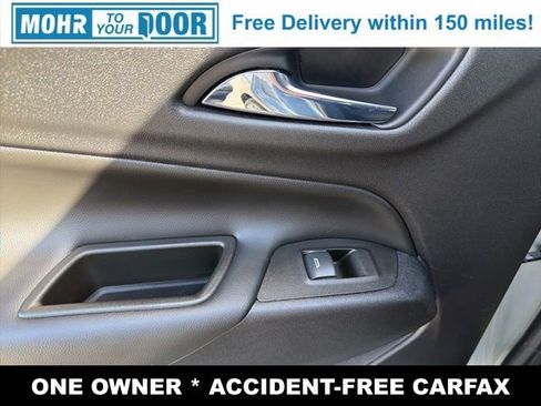 Used 2023 Chevrolet Equinox LT image 31