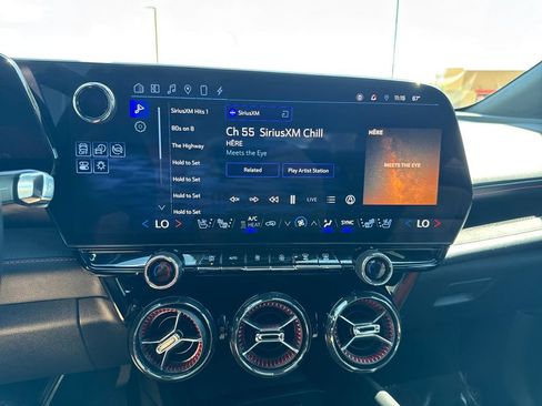 Used 2024 Chevrolet Blazer EV RS AWD/4WD image 17