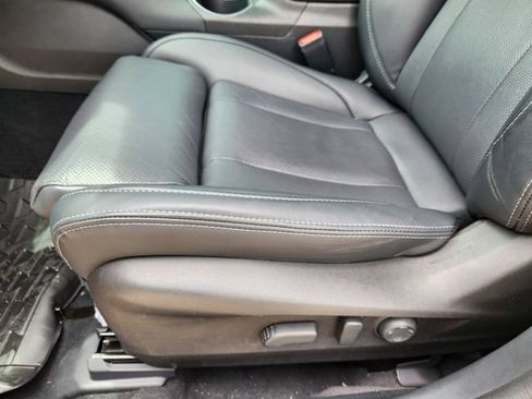 Used 2025 Subaru Outback Limited XT AWD/4WD image 26