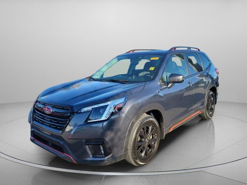 Used 2023 Subaru Forester Sport image 2