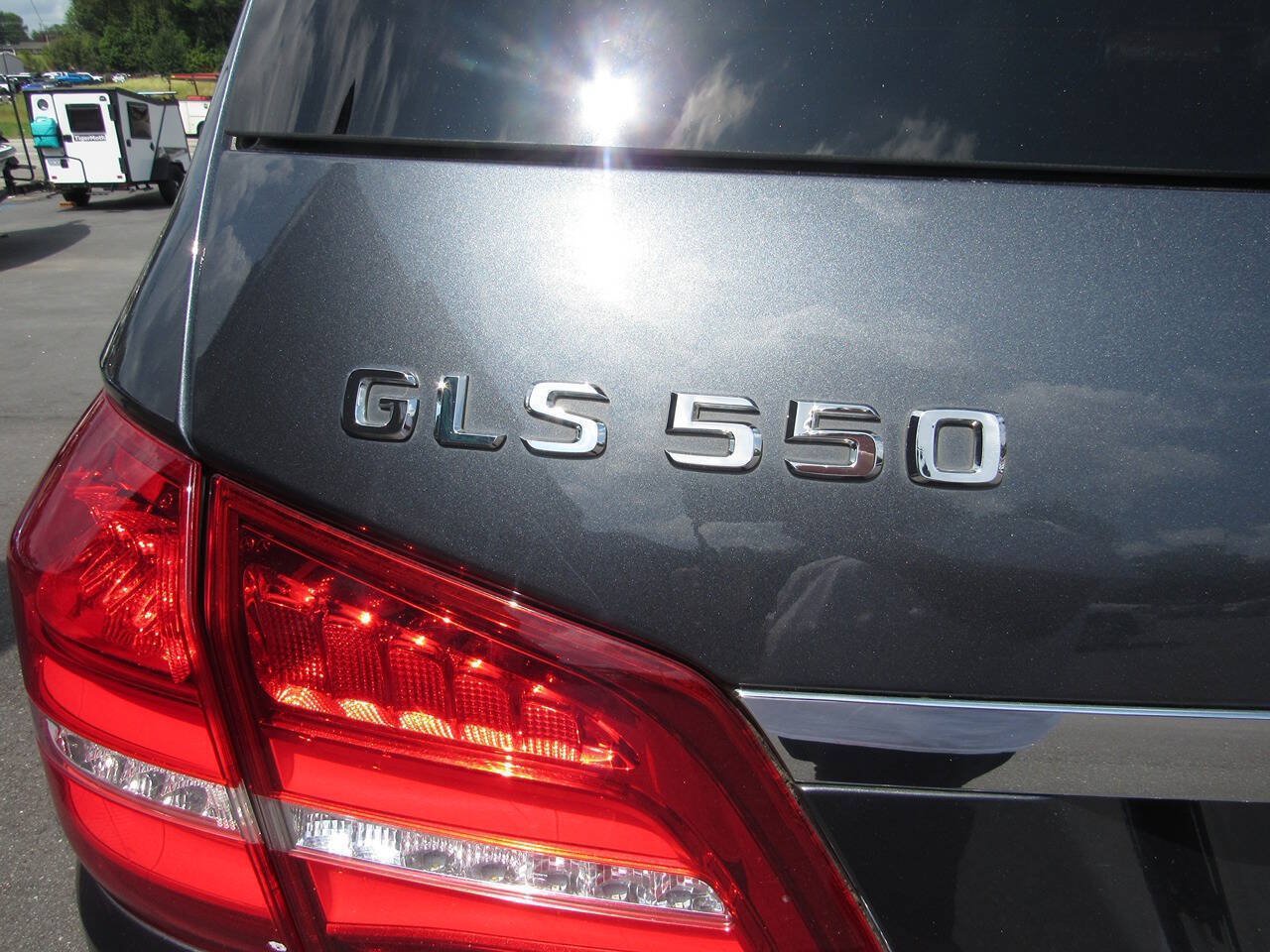 Used 2017 Mercedes-Benz GLS 550 4MATIC image 19