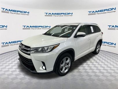 Used 2017 Toyota Highlander FWD V6