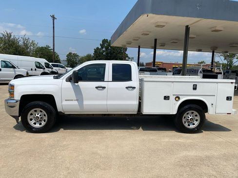 Used 2016 Chevrolet Silverado 3500 W/T RWD image 2