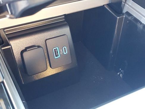 Certified 2024 Ford Explorer ST w/ Equipment Group 401A image 29