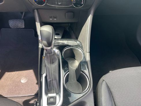 Used 2025 Buick Encore GX Preferred FWD image 38