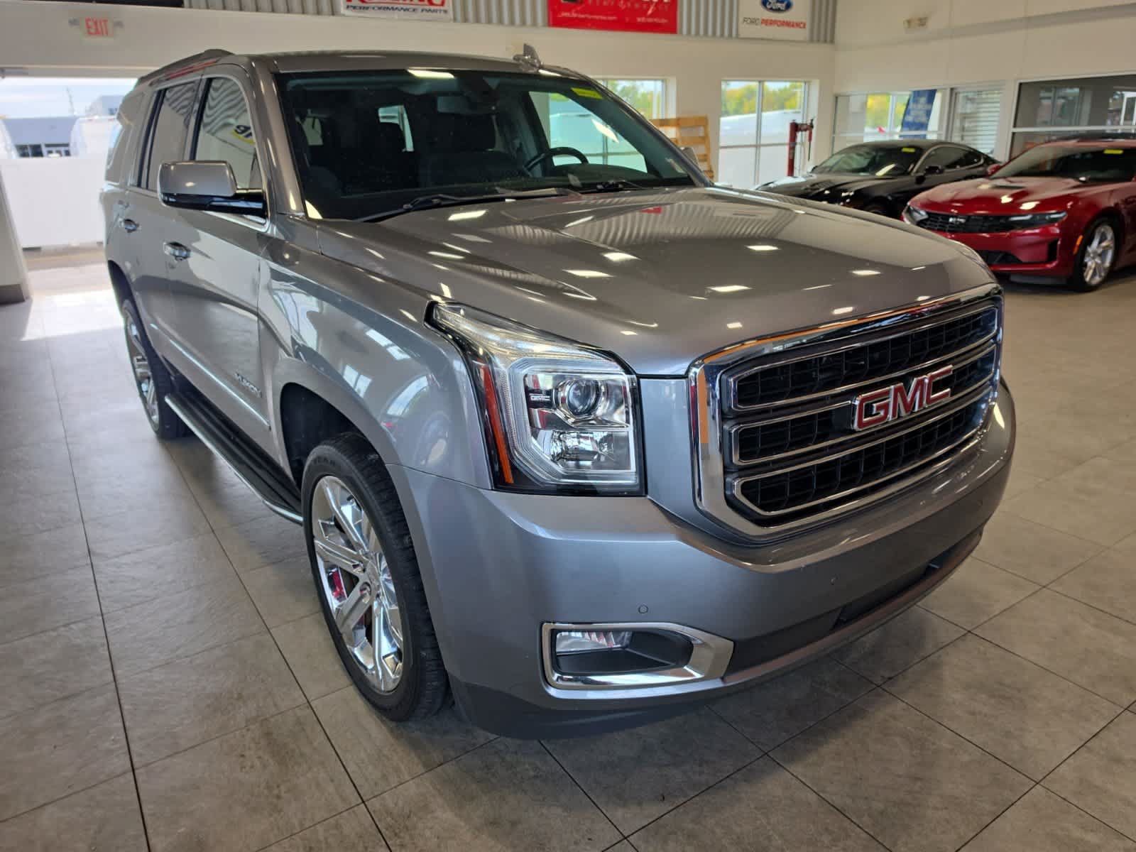 Used 2020 GMC Yukon SLE w/ Convenience Package AWD/4WD image 3