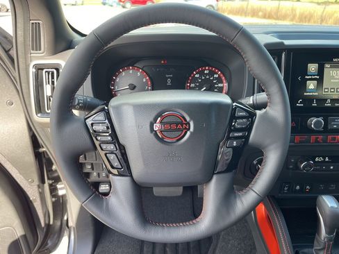 New 2026 Nissan Frontier PRO-4X w/ Pro-4x Convenience Package AWD/4WD image 14