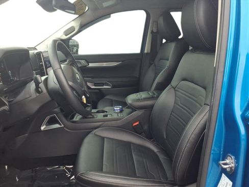 Used 2024 Ford Ranger Lariat w/ Advanced Towing Package AWD/4WD image 16