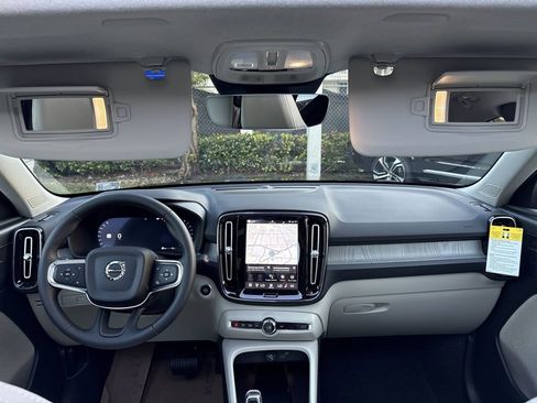 New 2026 Volvo XC40 B5 Ultra image 24