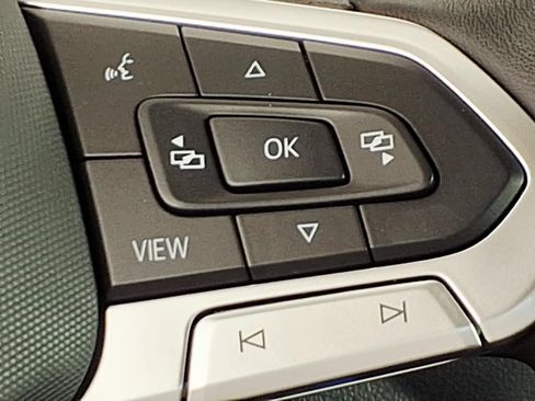Used 2025 Volkswagen Jetta S FWD image 17