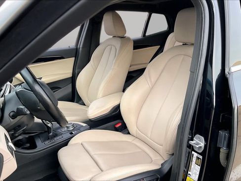 Used 2021 BMW X2 sDrive28i w/ Convenience Package FWD image 9