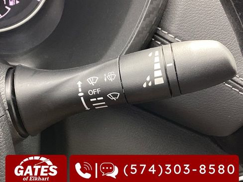 Used 2025 Nissan Sentra SV FWD image 21