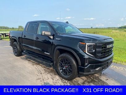Used 2024 GMC Sierra 1500 Elevation w/ LPO, Elevation Black Package