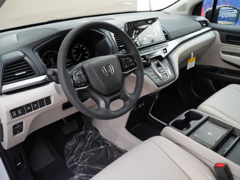 New 2026 Honda Odyssey EX-L image 15