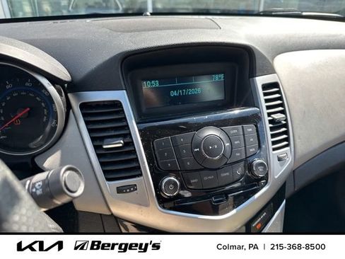 Used 2016 Chevrolet Cruze LS FWD image 8