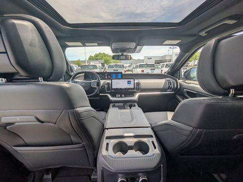 New 2026 Ford Expedition Platinum w/ Stealth Appearance Package AWD/4WD image 16
