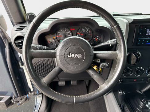 Used 2008 Jeep Wrangler X AWD/4WD image 18