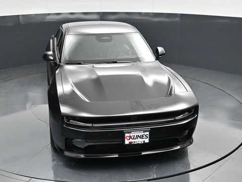 Used 2024 Dodge Charger Daytona R/T w/ Plus Group AWD/4WD image 40