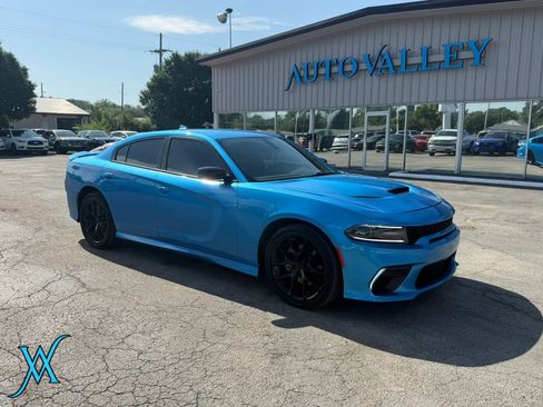 Used 2023 Dodge Charger GT RWD image 1