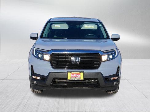 Used 2022 Honda Ridgeline RTL-E image 2