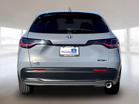New 2026 Honda HR-V Sport image 4