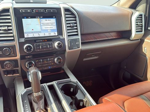 Used 2018 Ford F150 King Ranch w/ Equipment Group 601A Luxury AWD/4WD image 19