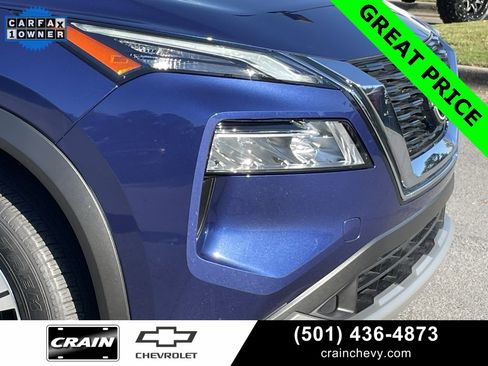 Used 2023 Nissan Rogue SV image 9