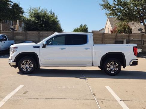 Used 2026 GMC Sierra 1500 SLT AWD/4WD image 12