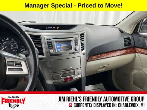 Used 2012 Subaru Outback 2.5i Limited w/ Moonroof Pkg AWD/4WD image 6