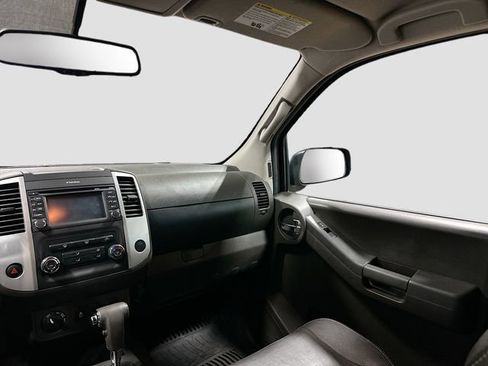 Used 2013 Nissan Xterra PRO-4X w/ Pro-4x Leather Pkg AWD/4WD image 24