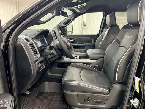 New 2026 RAM 2500 Laramie w/ Night Edition AWD/4WD image 20