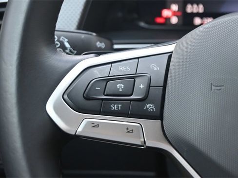 Certified 2024 Volkswagen Atlas Cross Sport SEL R-Line image 11