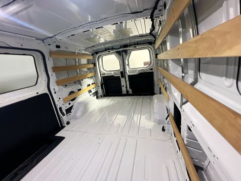 Used 2025 Ford Transit 250 Low Roof w/ Exterior Upgrade Package RWD image 27