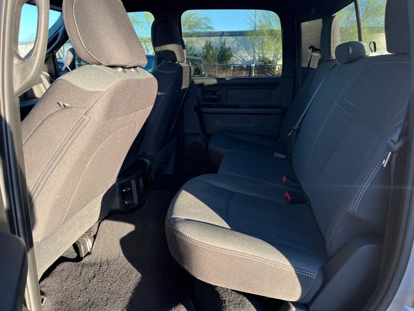 Used 2024 RAM 2500 Tradesman w/ Chrome Appearance Group AWD/4WD image 28