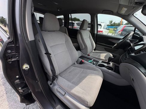Used 2020 Honda Pilot EX image 26