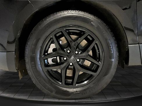 Used 2024 Ford Edge SEL w/ Convenience Package image 31