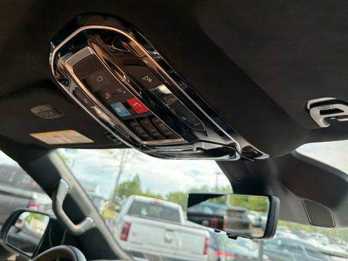 Certified 2025 Jeep Grand Wagoneer L Series III w/ Rear Seat Video Group 1 AWD/4WD image 25