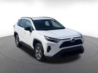 Used 2025 Toyota RAV4 LE video 2