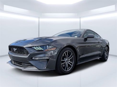 Used 2019 Ford Mustang Premium image 7