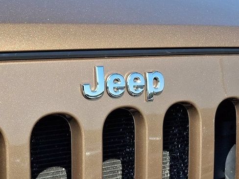 Used 2015 Jeep Wrangler Sport w/ Quick Order Package 23S AWD/4WD image 35