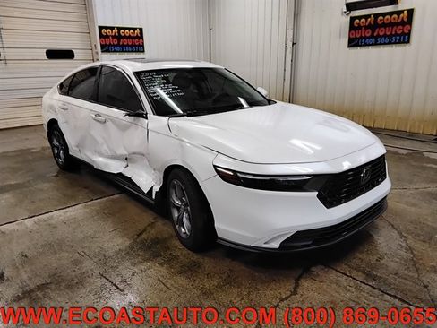 Used 2024 Honda Accord EX image 1