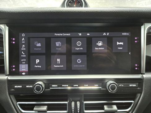 Used 2021 Porsche Macan S image 24