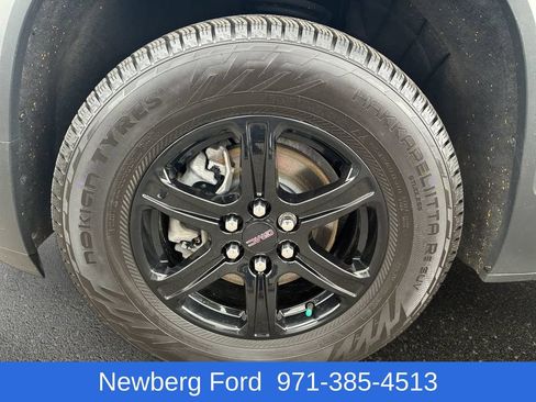 Used 2023 GMC Acadia AT4 AWD/4WD image 31