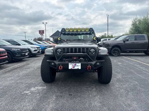 Used 2021 Jeep Gladiator Rubicon w/ LED Lighting Group AWD/4WD image 3