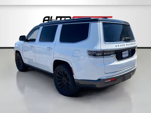 Used 2022 Jeep Grand Wagoneer Series II w/ Convenience Group III AWD/4WD image 5