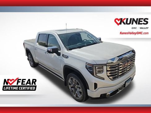 Used 2024 GMC Sierra 1500 Denali AWD/4WD image 1