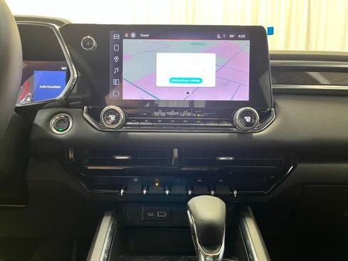 New 2025 GMC Canyon Elevation w/ Convenience Package image 10